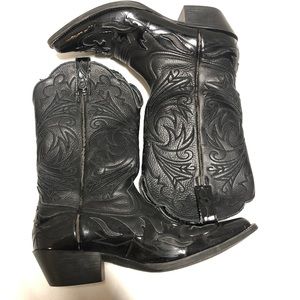 ARIAT black leather embroidered western boots 8B